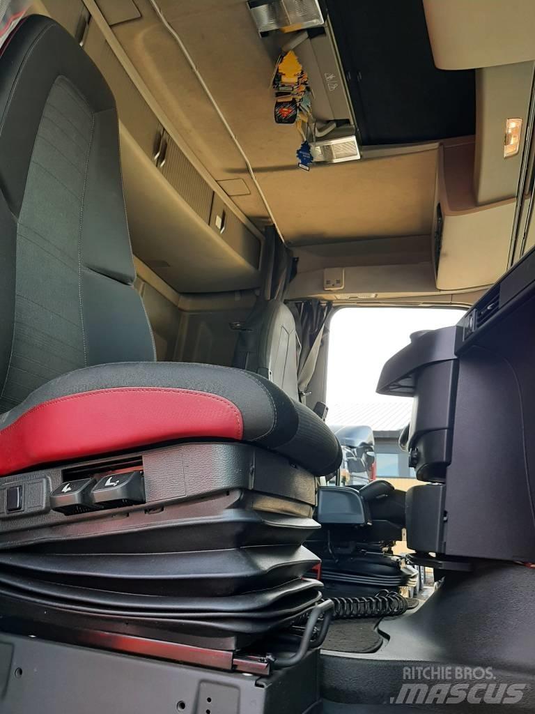 Volvo FH 13 Camion porte container