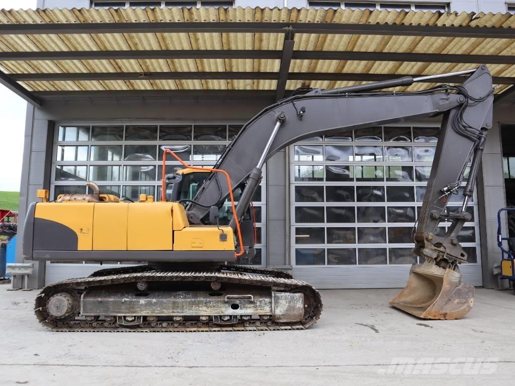 Volvo EC 240 C N L Pelle sur chenilles