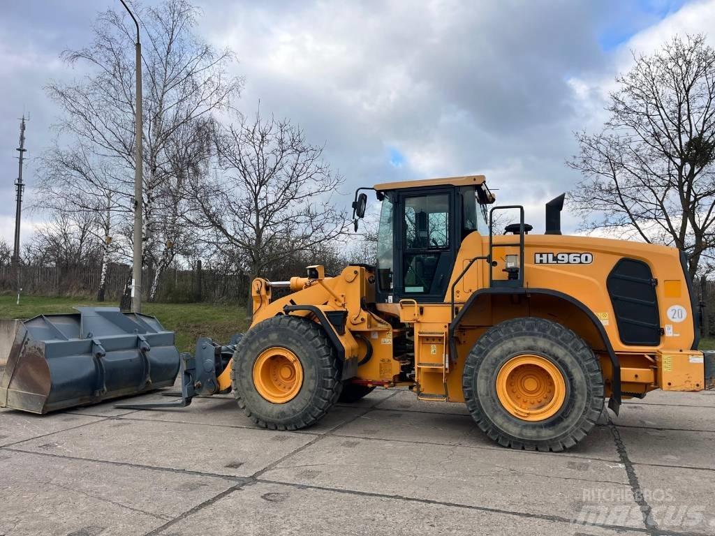 Hyundai HL 960 Chargeuse sur pneus