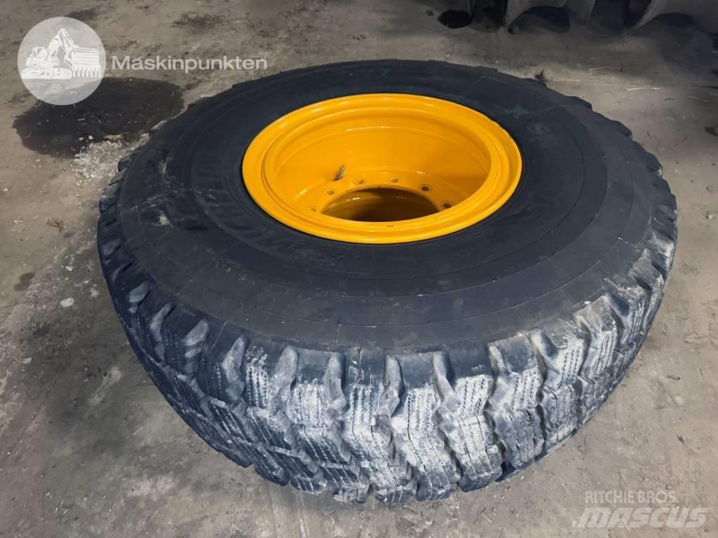 Michelin Snoplus Pneus, roues et jantes
