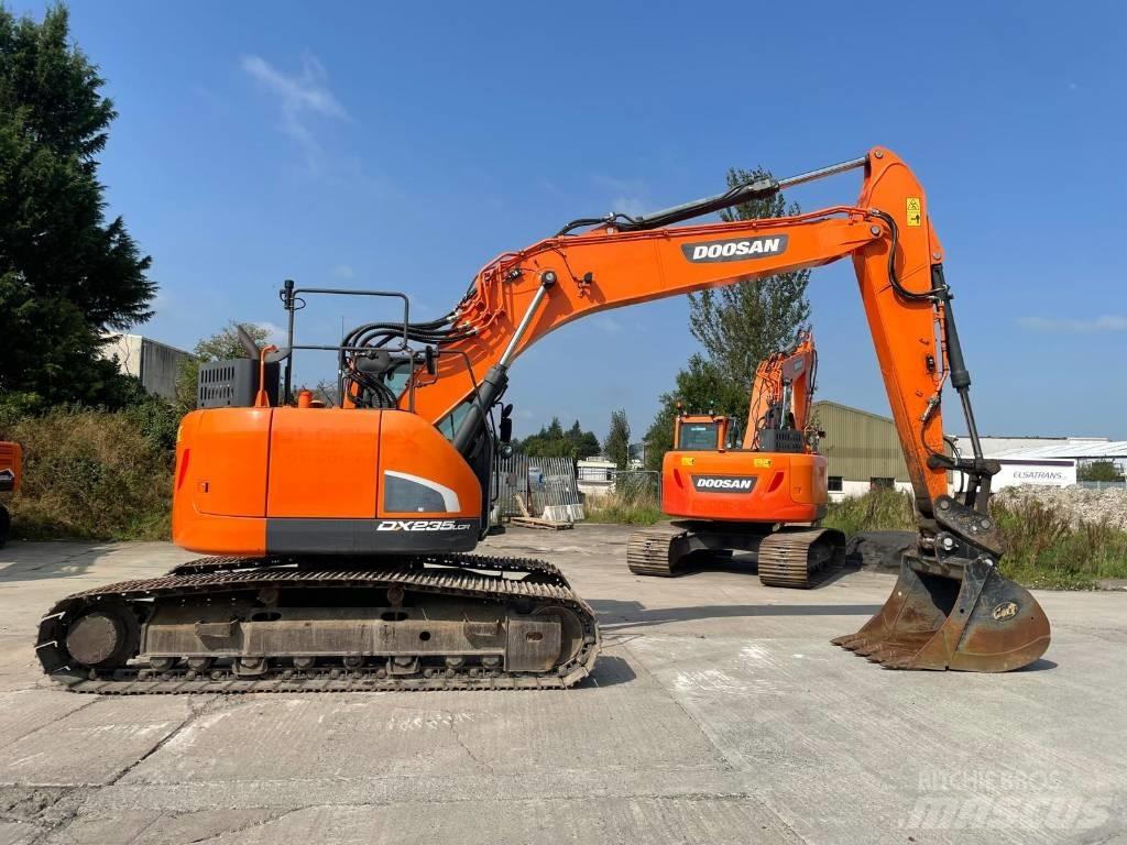 Doosan DX 235 LCR-5 Pelle sur chenilles