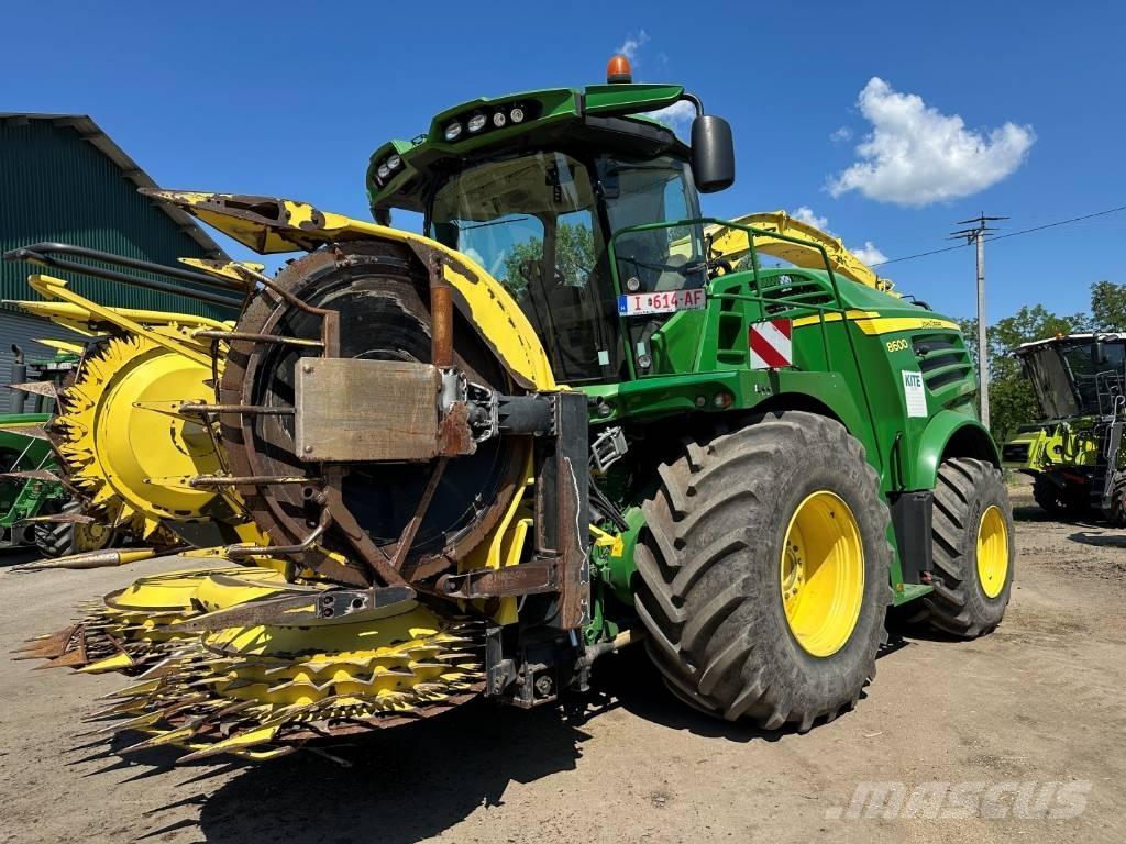John Deere 8600 Ensileuse automotrice