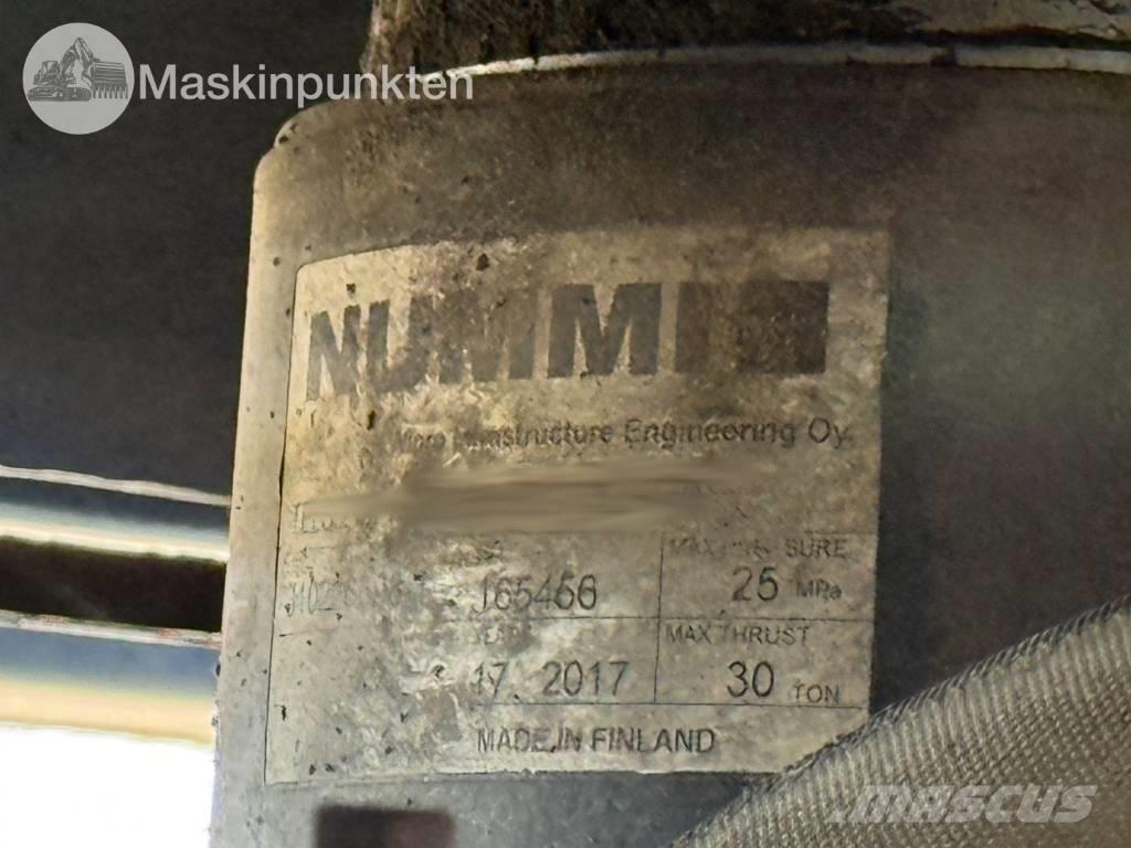 Volvo FM 6*4 Camion benne