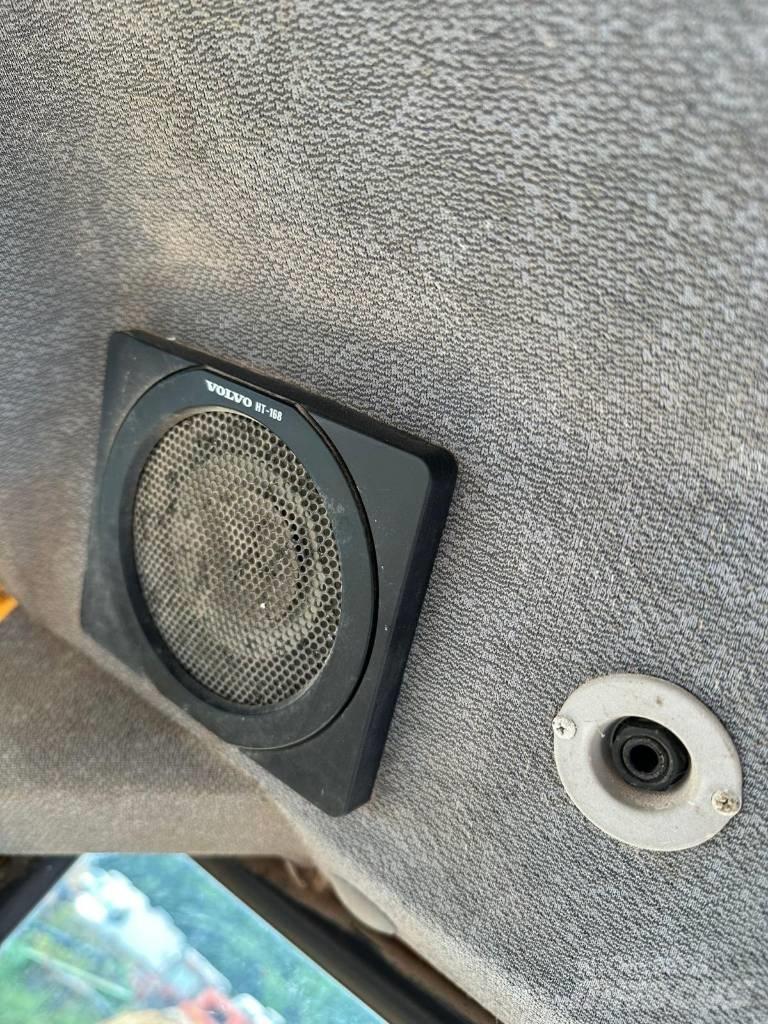 Volvo L180C Chargeuse sur pneus