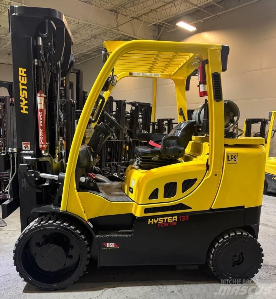 Hyster S 135 FT Autres Chariots élévateurs
