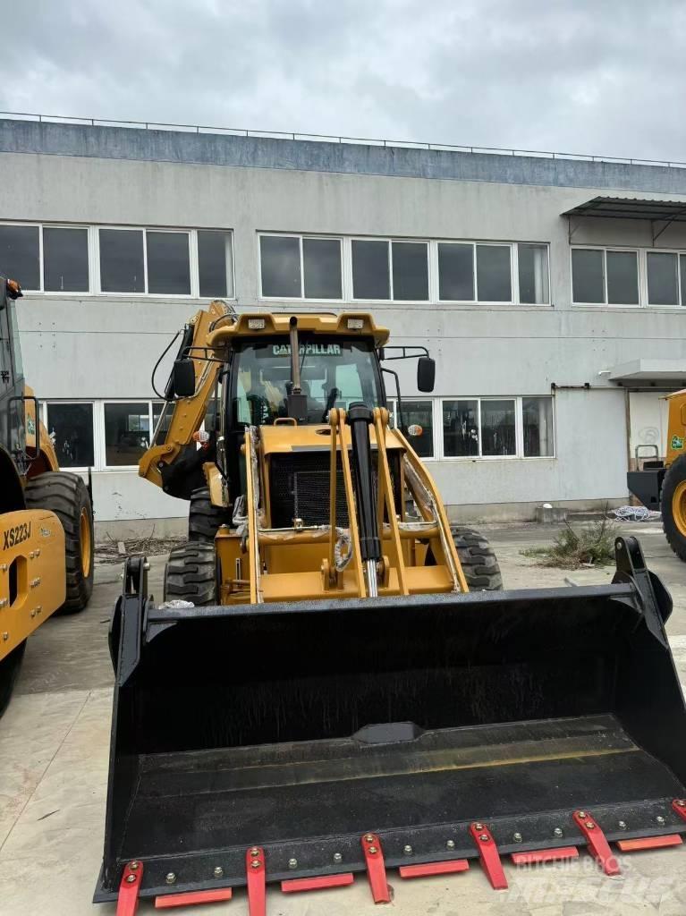 CAT 420 F Tractopelle