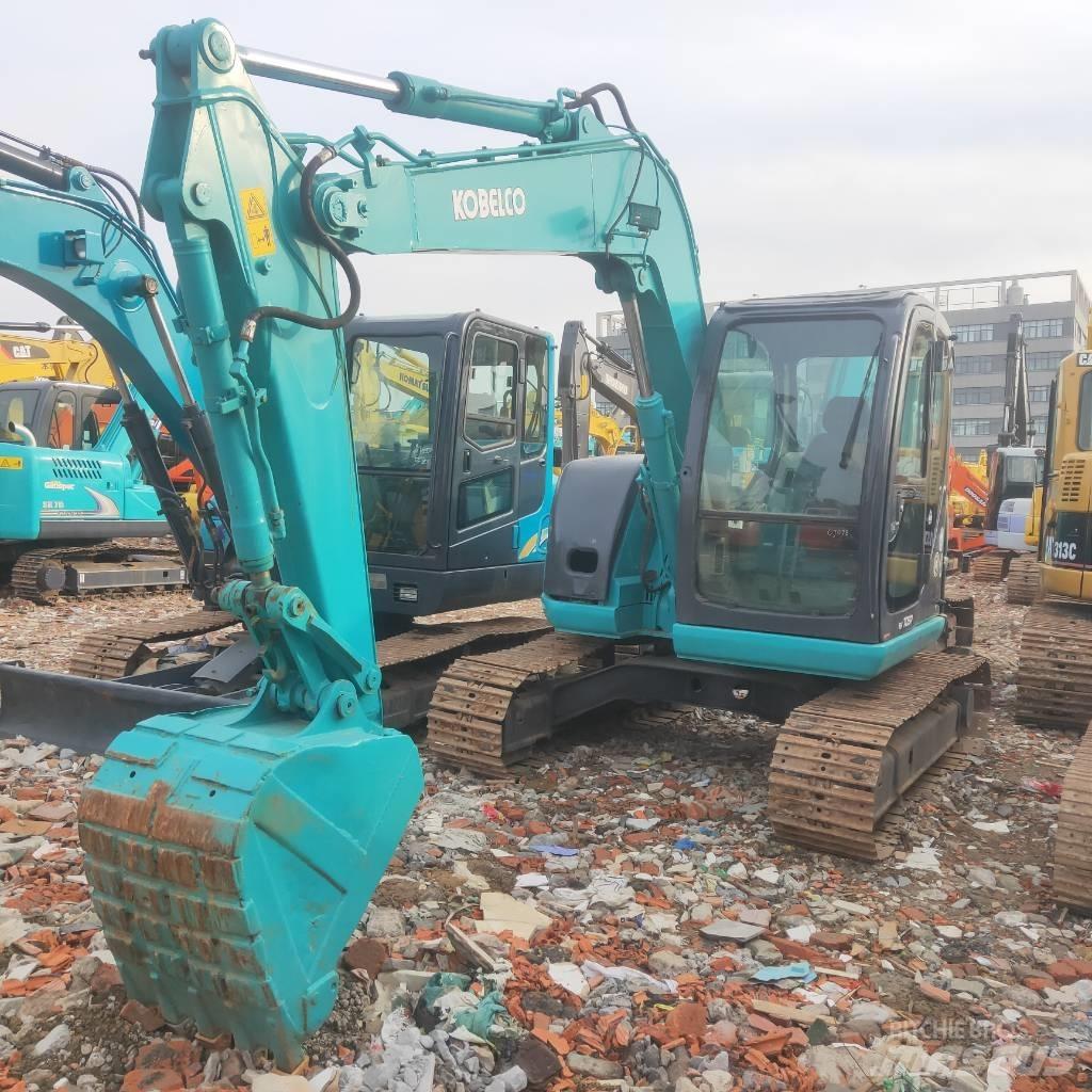 Kobelco SK 70 SR Mini pelle 7t-12t