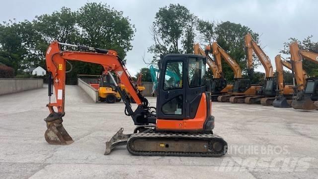 Hitachi ZX 48 U-5 A Mini pelle < 7t