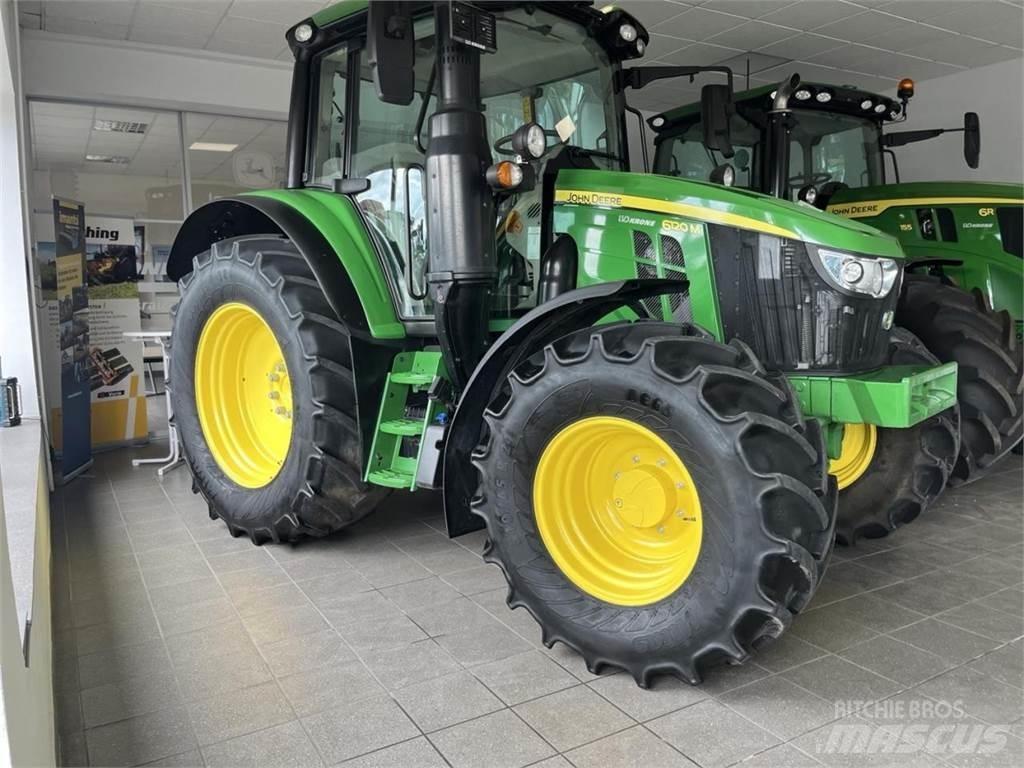 John Deere 6120M Tracteur