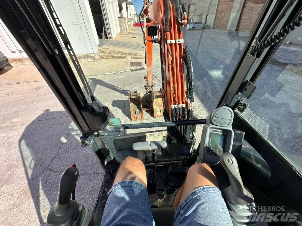 Hitachi ZX 33 U-6 Mini pelle < 7t