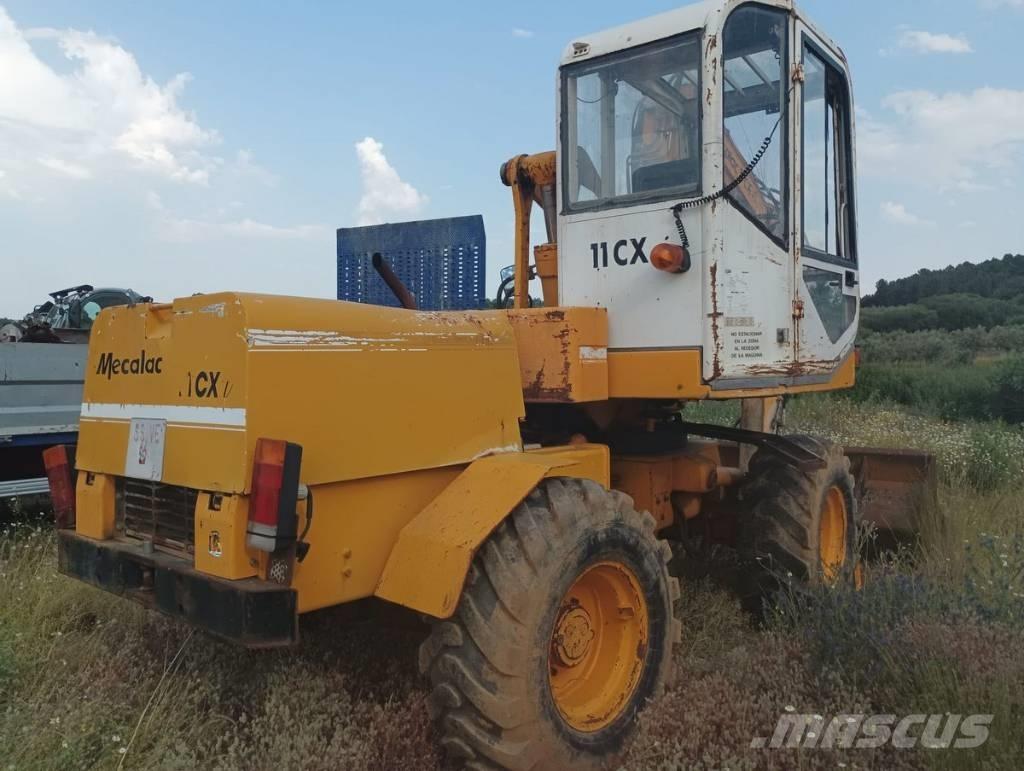 Mecalac 11 CX Pelle sur pneus