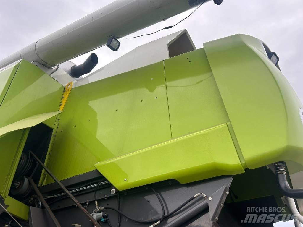 CLAAS Lexion 600 Moissonneuse batteuse