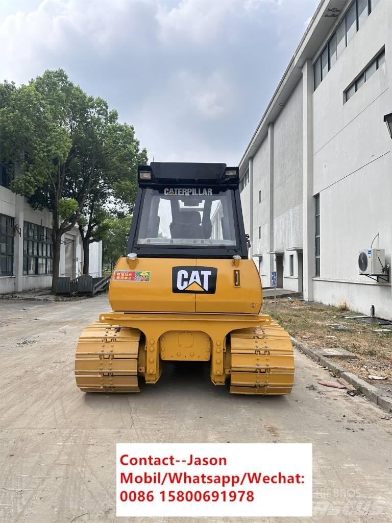 CAT D5K Bouteurs sur chenilles