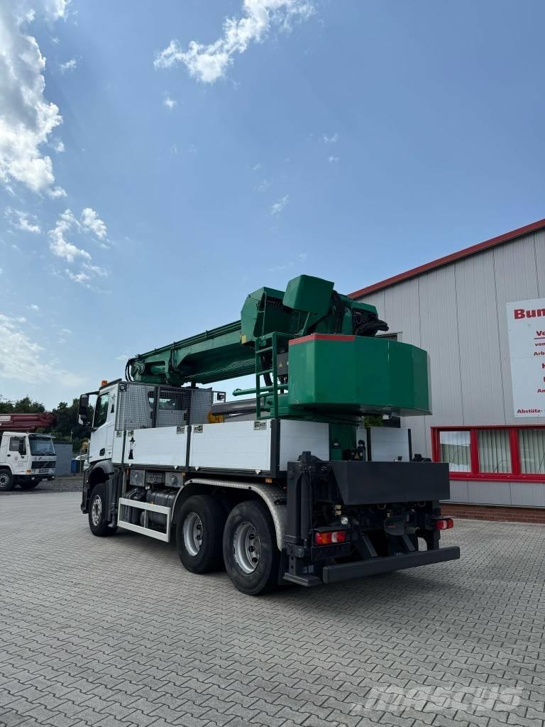Mercedes-Benz 2643 Grues mobiles