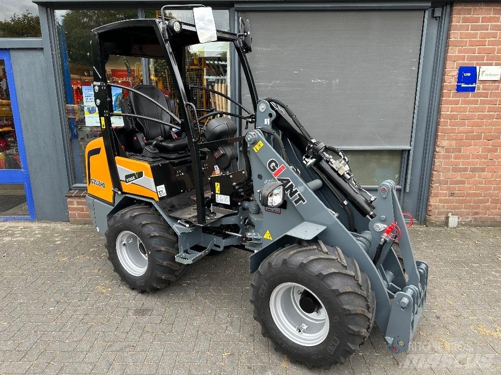 GiANT G2500HD Chargeuse multifonction