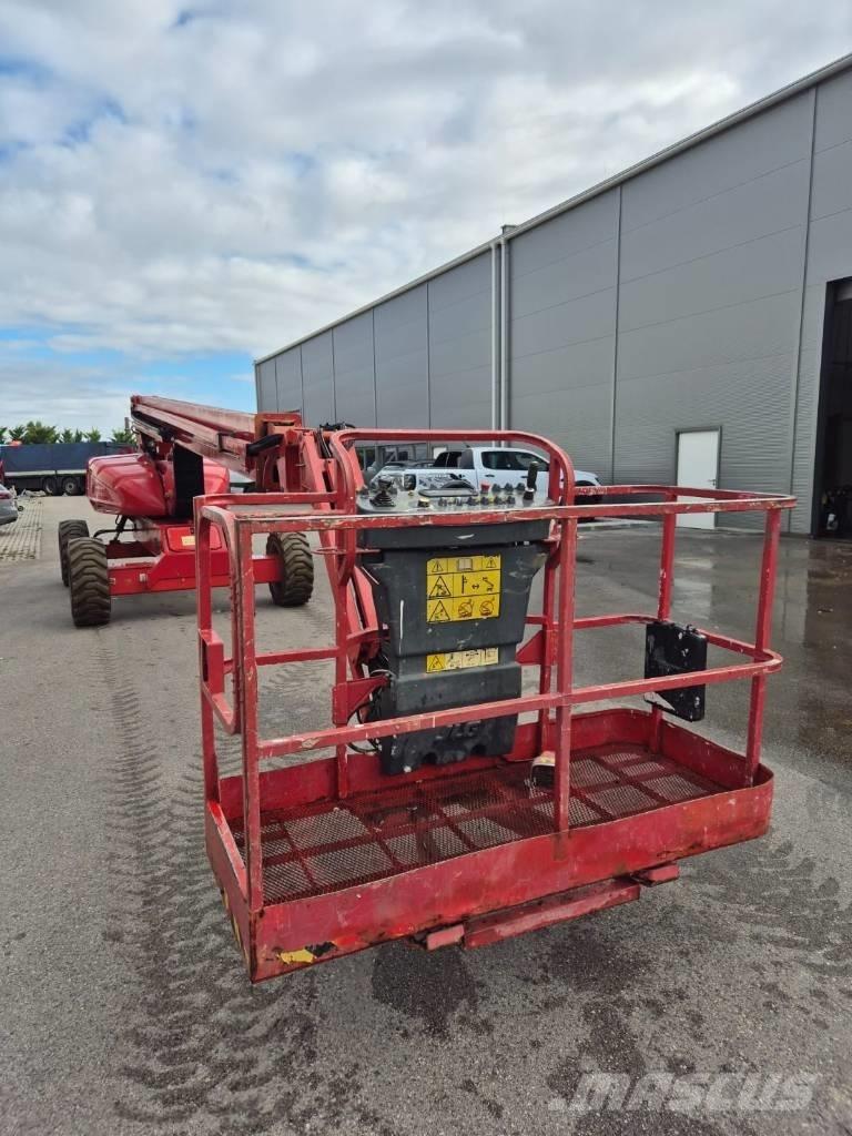 JLG M 600 JP Nacelles télescopiques