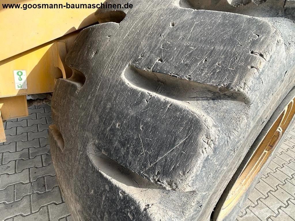 CAT 966 M Chargeuse sur pneus
