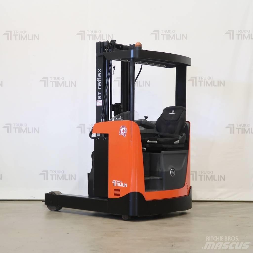 Toyota RRE140B Chariot à mât rétractable