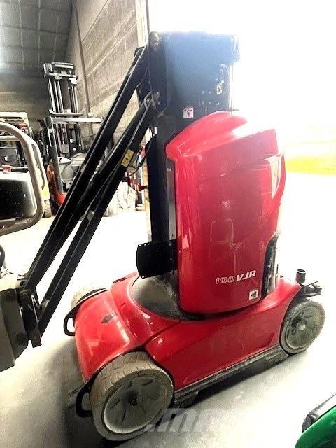 Manitou 100 VJR Mât vertical