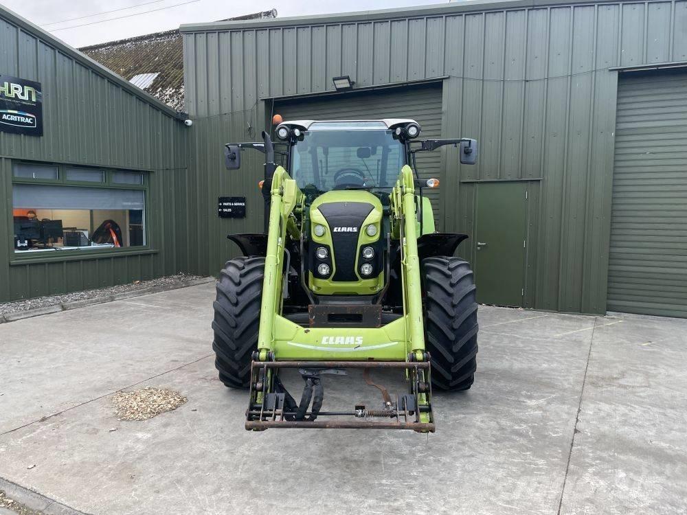 CLAAS Arion 450 Tracteur