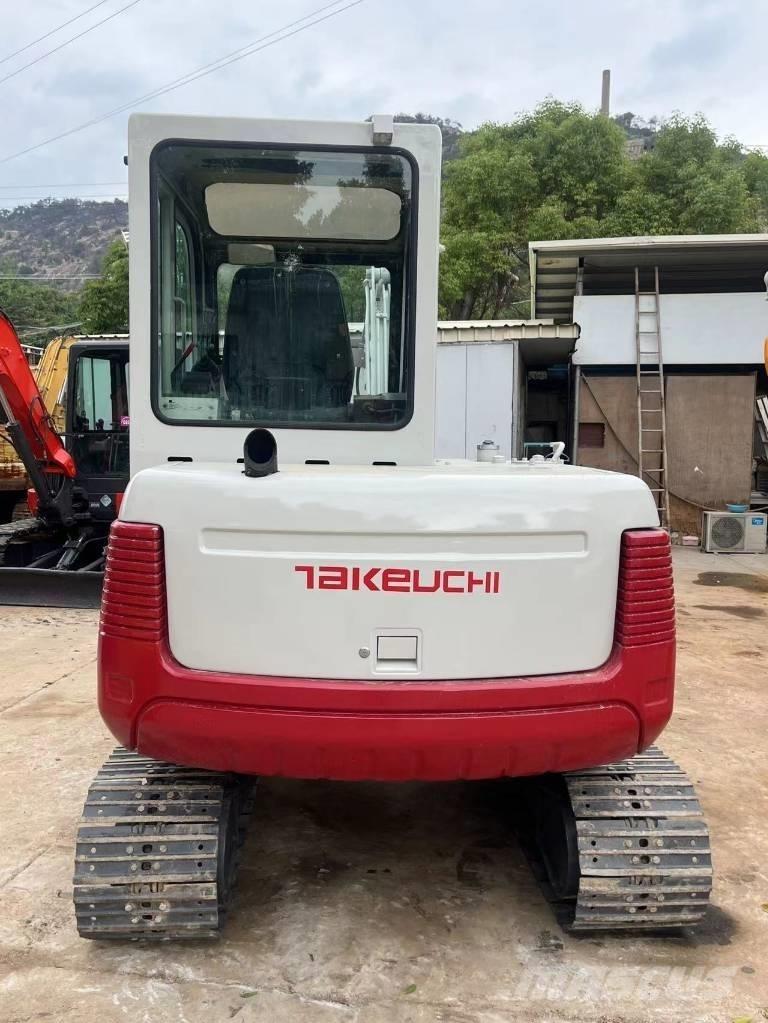 Takeuchi TB 160C Pelle sur chenilles