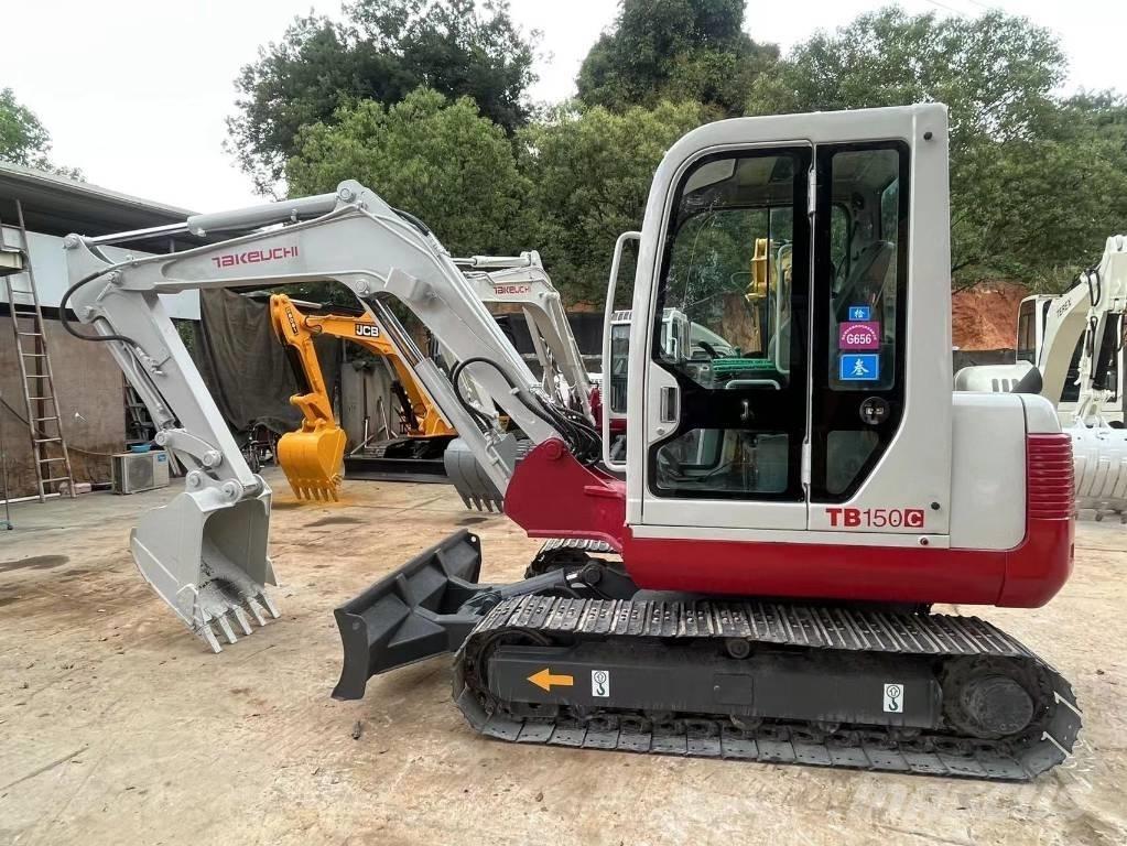 Takeuchi TB 160C Pelle sur chenilles