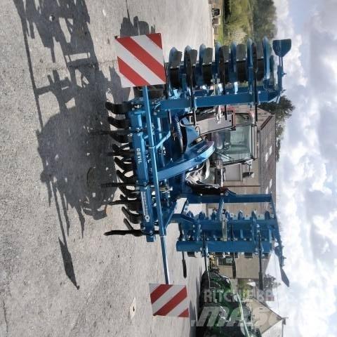 Religieux DEVIL 23 R Déchaumeur, cultivateur