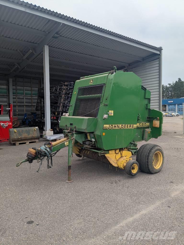 John Deere 580 Presse à balle ronde