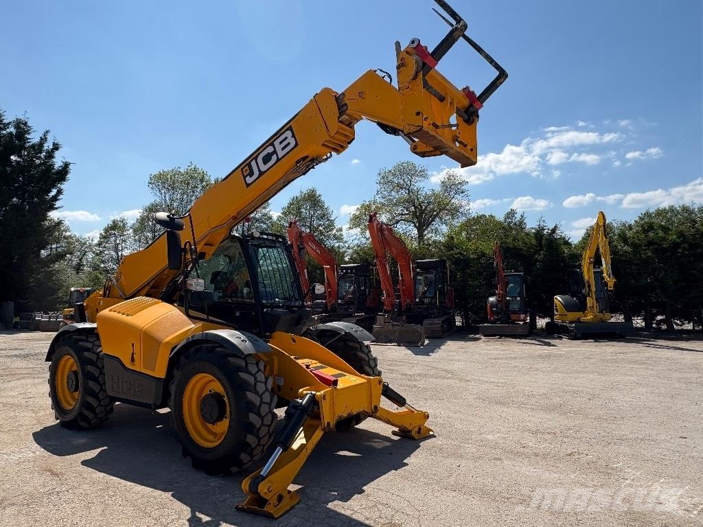 JCB 540-140 Chariot télescopique