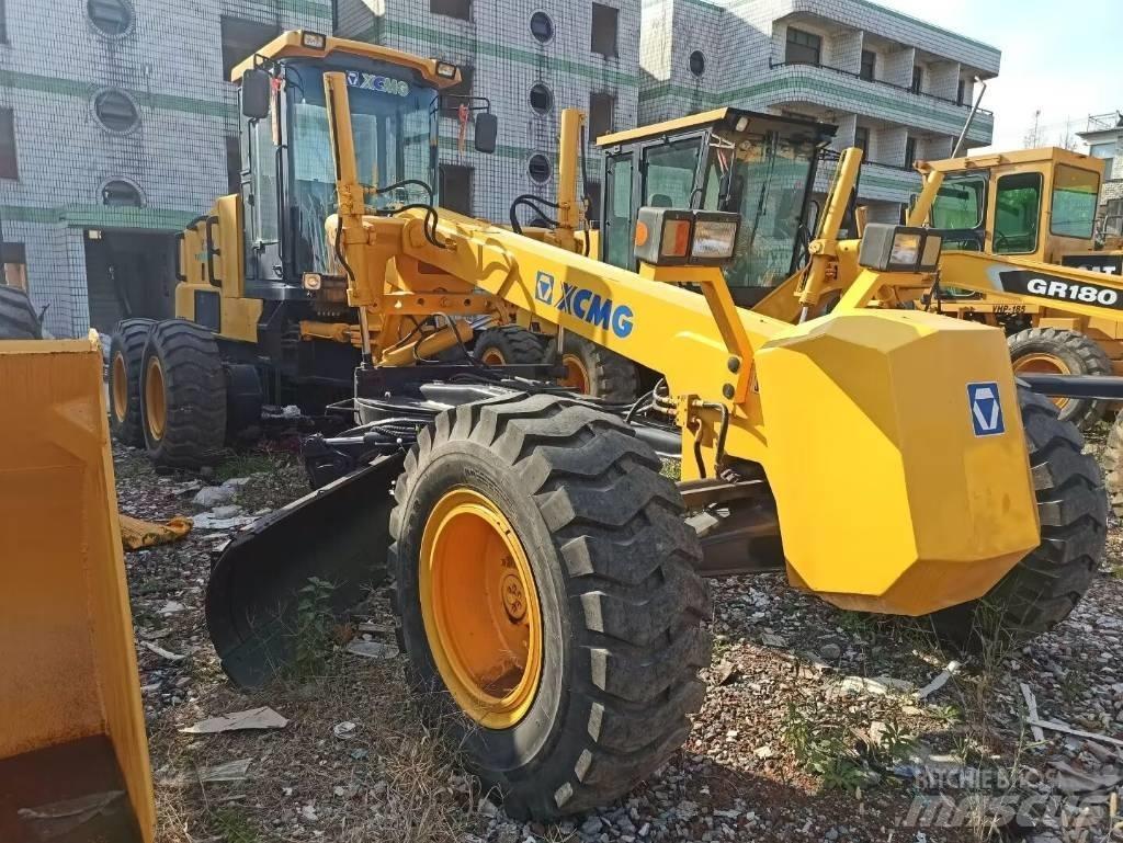 XCMG GR 180 Niveleuse