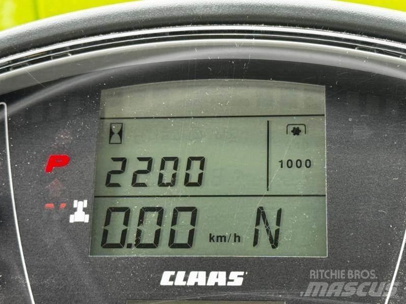 CLAAS AXION 870 Tracteur