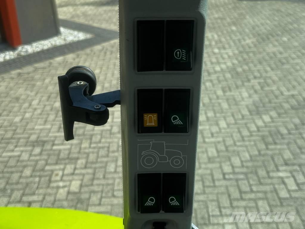 CLAAS Arion 450 CIS Tracteur