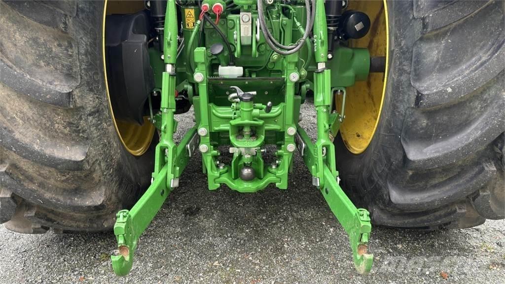 John Deere 6M240 Tracteur