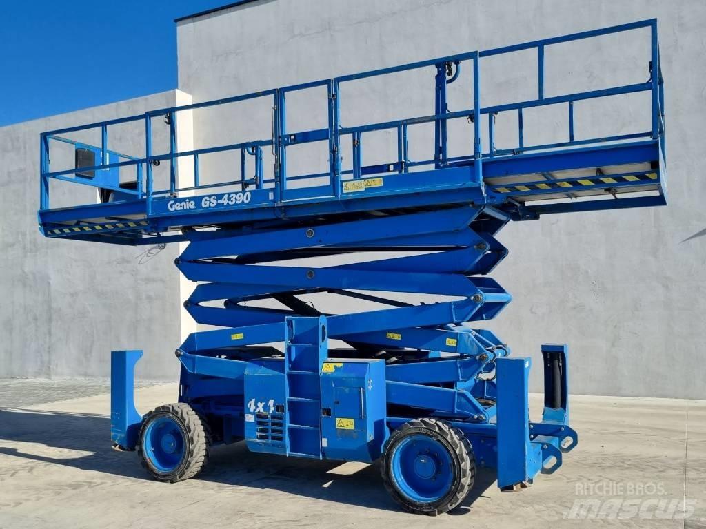 Genie GS 4390 - R284 Nacelle ciseaux