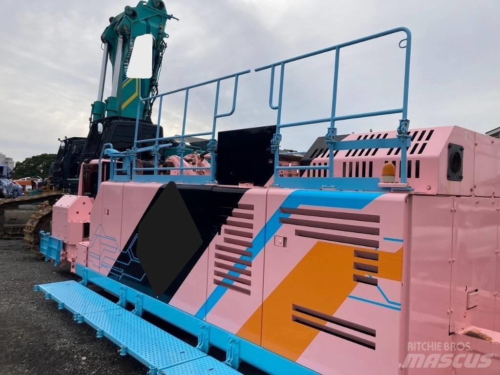 Kobelco SK2200D Grues tout terrain