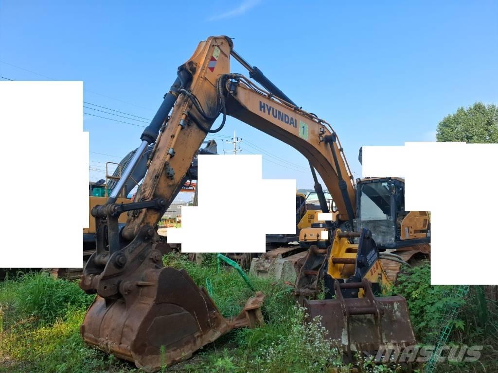 Hyundai HX 300 Pelle sur chenilles