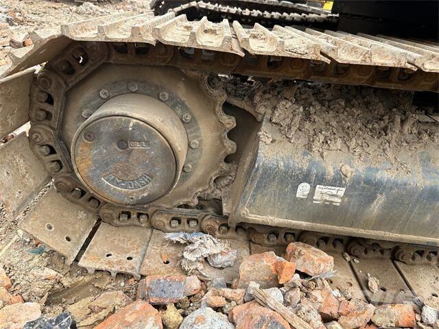 Kobelco SK70SR Pelle sur chenilles