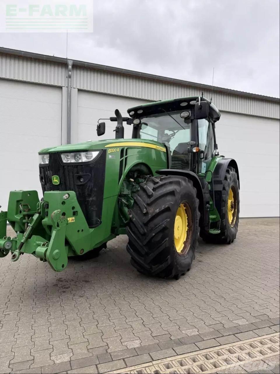 John Deere 8320 r Tracteur