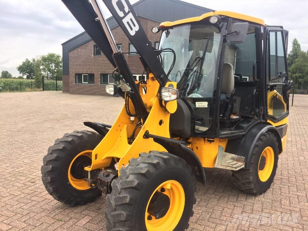 JCB 406 Chargeuse sur pneus