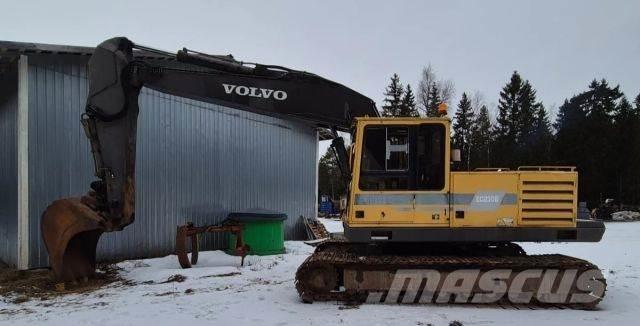 Volvo EC 230B Pelle sur chenilles