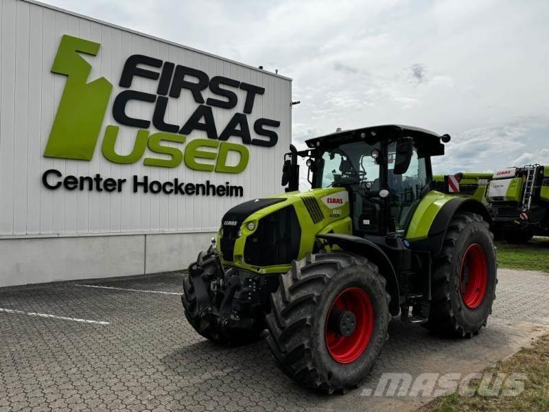 CLAAS AXION 830 Tracteur