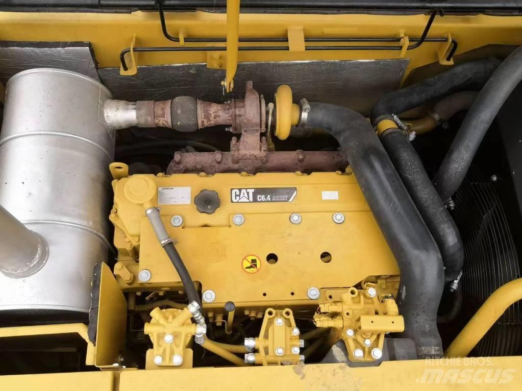 CAT 320 D Pelle sur chenilles