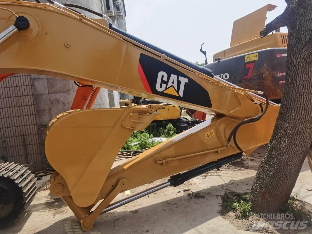 CAT 320 D Pelle sur chenilles