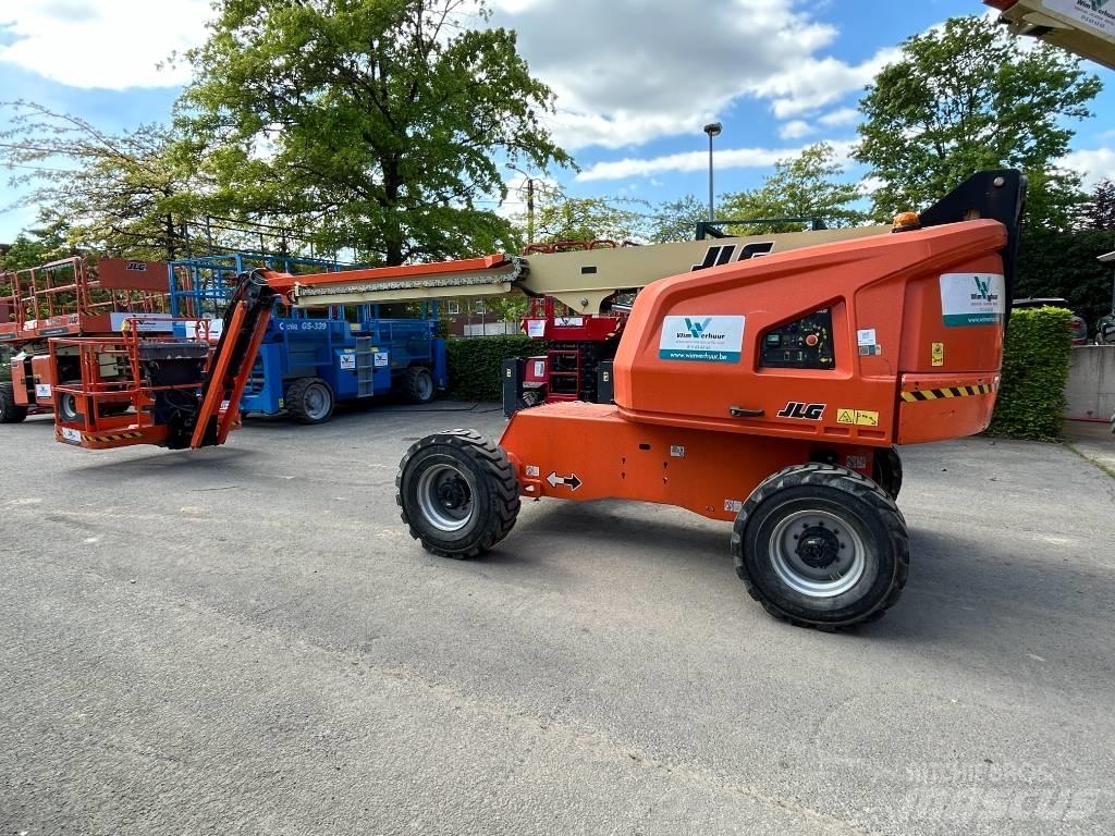 JLG 460 SJ Nacelles télescopiques