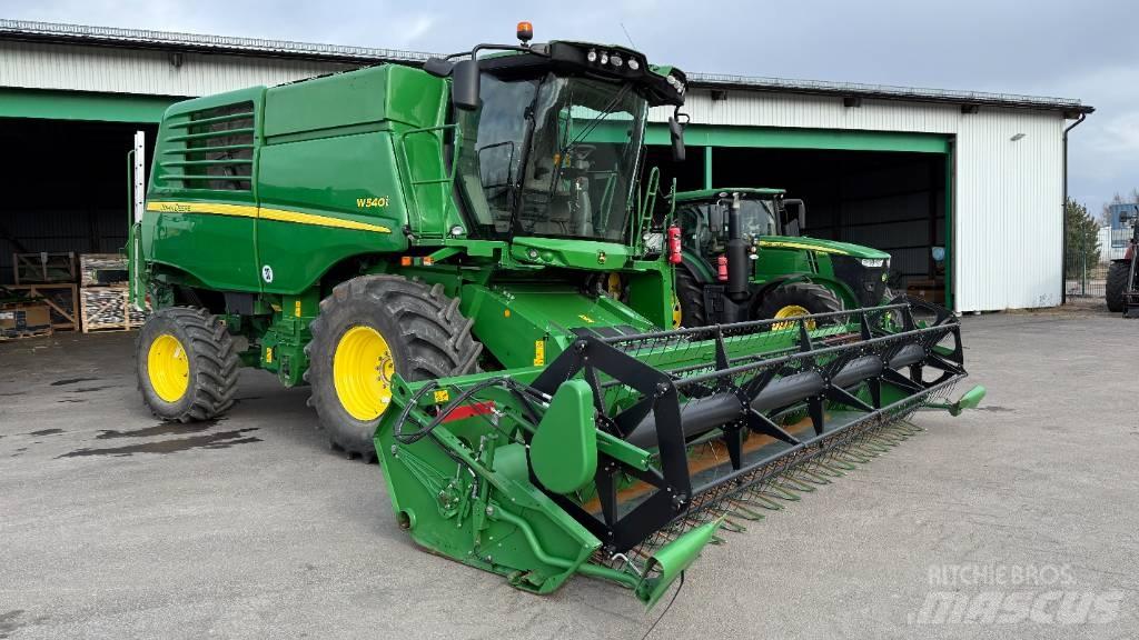 John Deere W 540 Moissonneuse batteuse