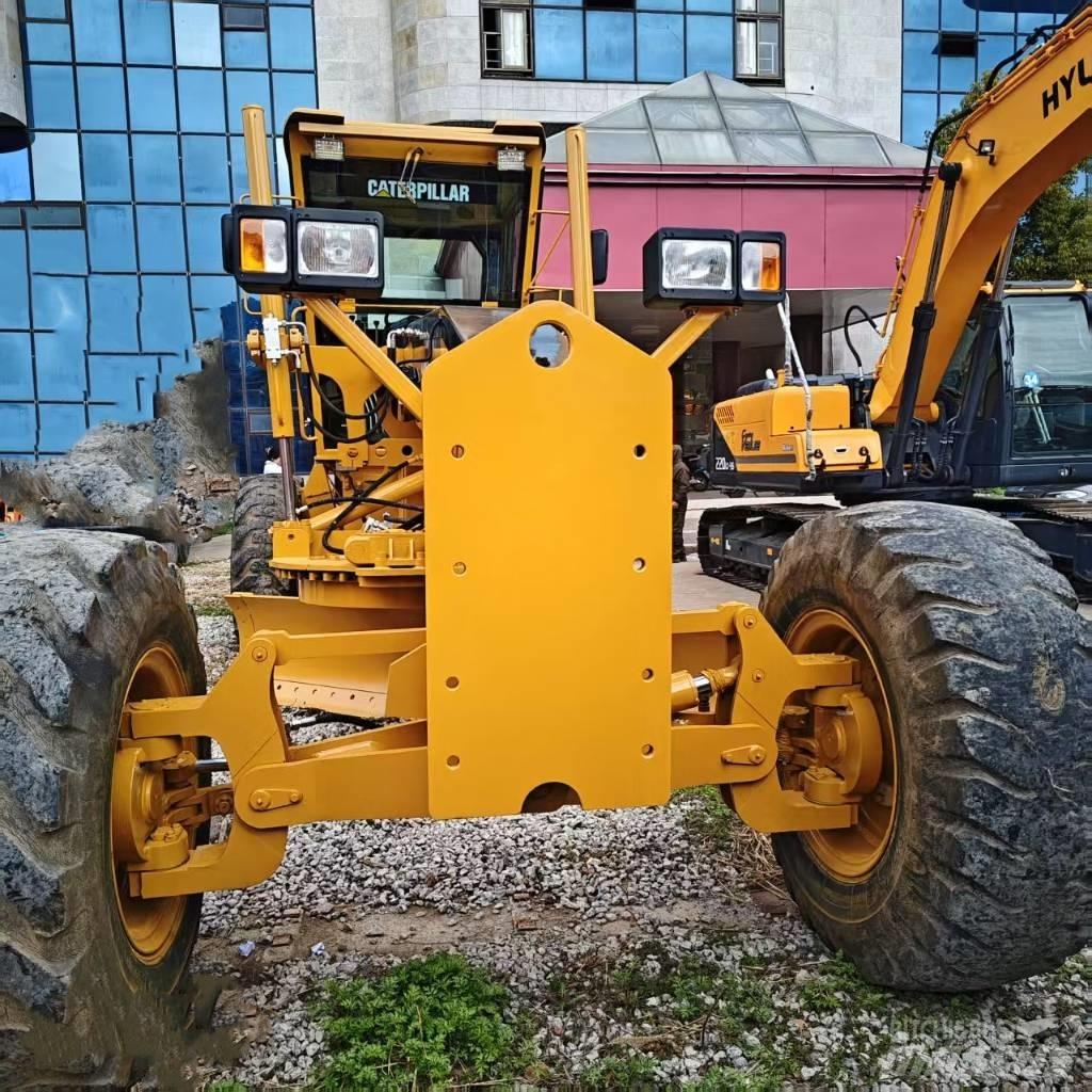 CAT 140 H Niveleuse