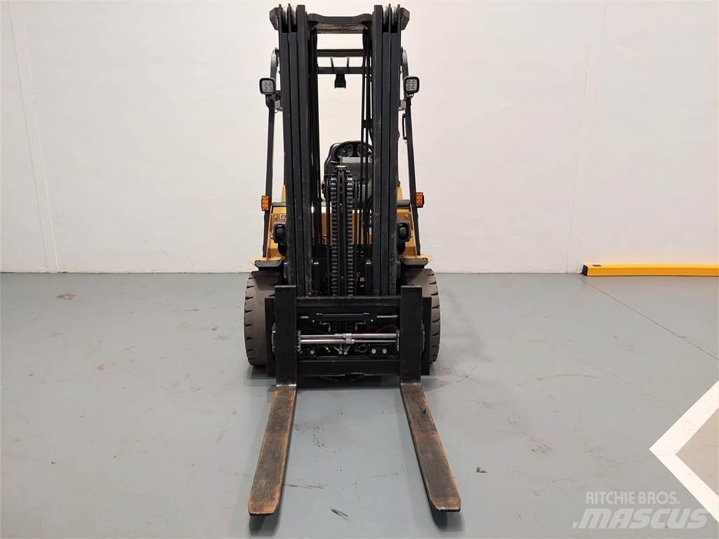CAT DP35NTD Chariots diesel