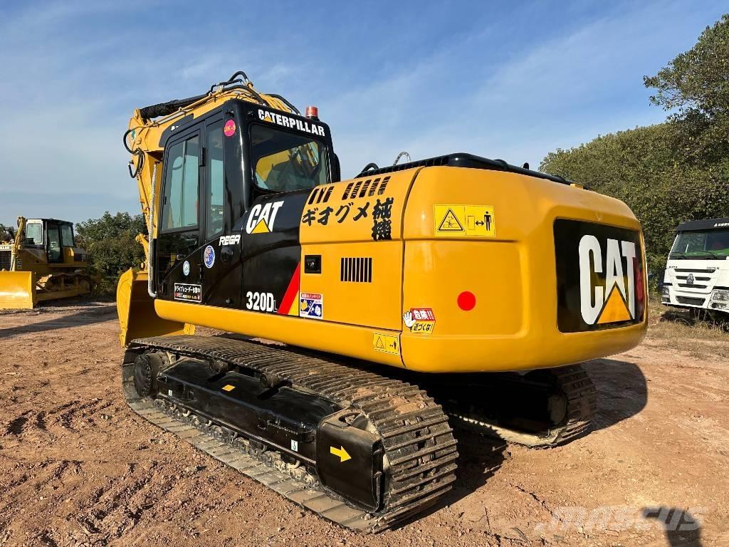 CAT 320 D L Pelle sur chenilles