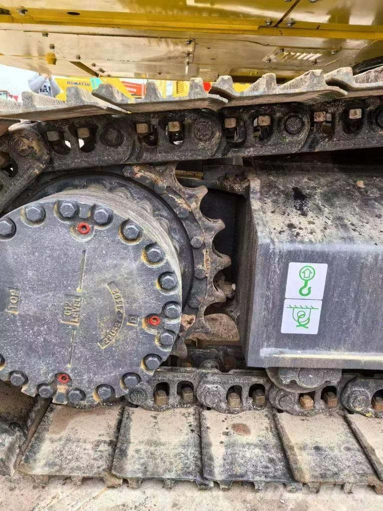 Komatsu PC 220 LC-8 Pelle sur chenilles