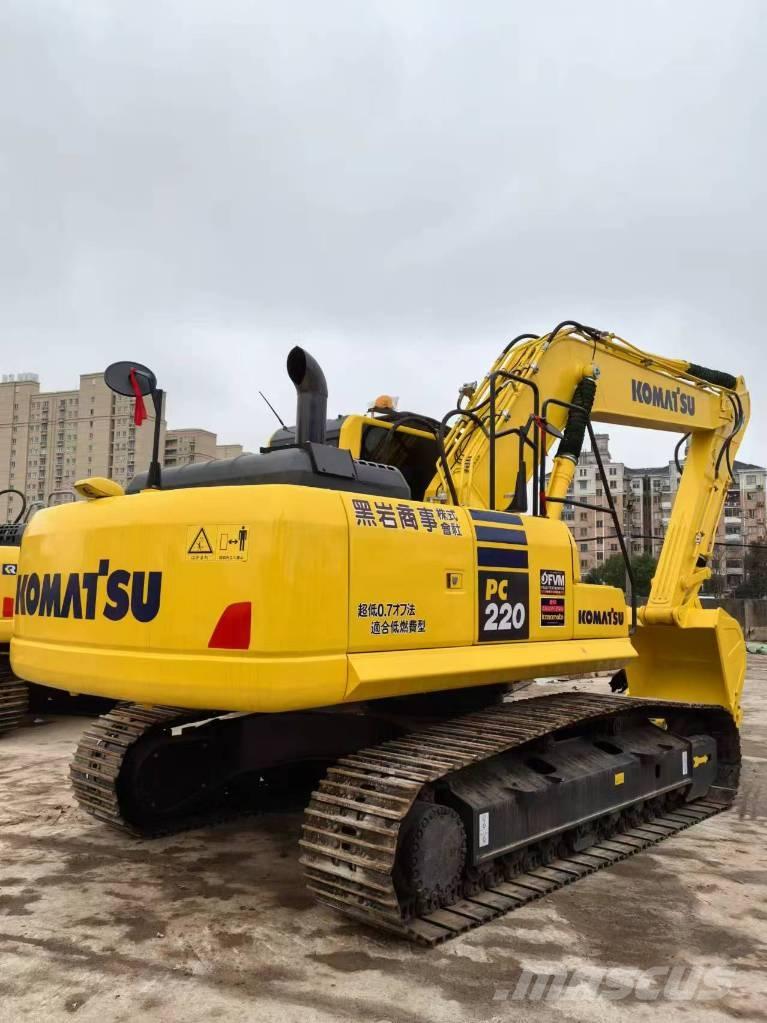 Komatsu PC 220 LC-8 Pelle sur chenilles